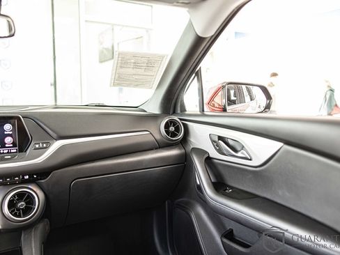 Used 2022 Chevrolet Blazer LT FWD image 37