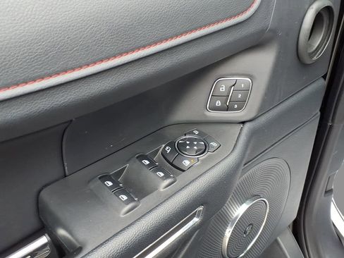 Used 2024 Ford Expedition Limited AWD/4WD image 18