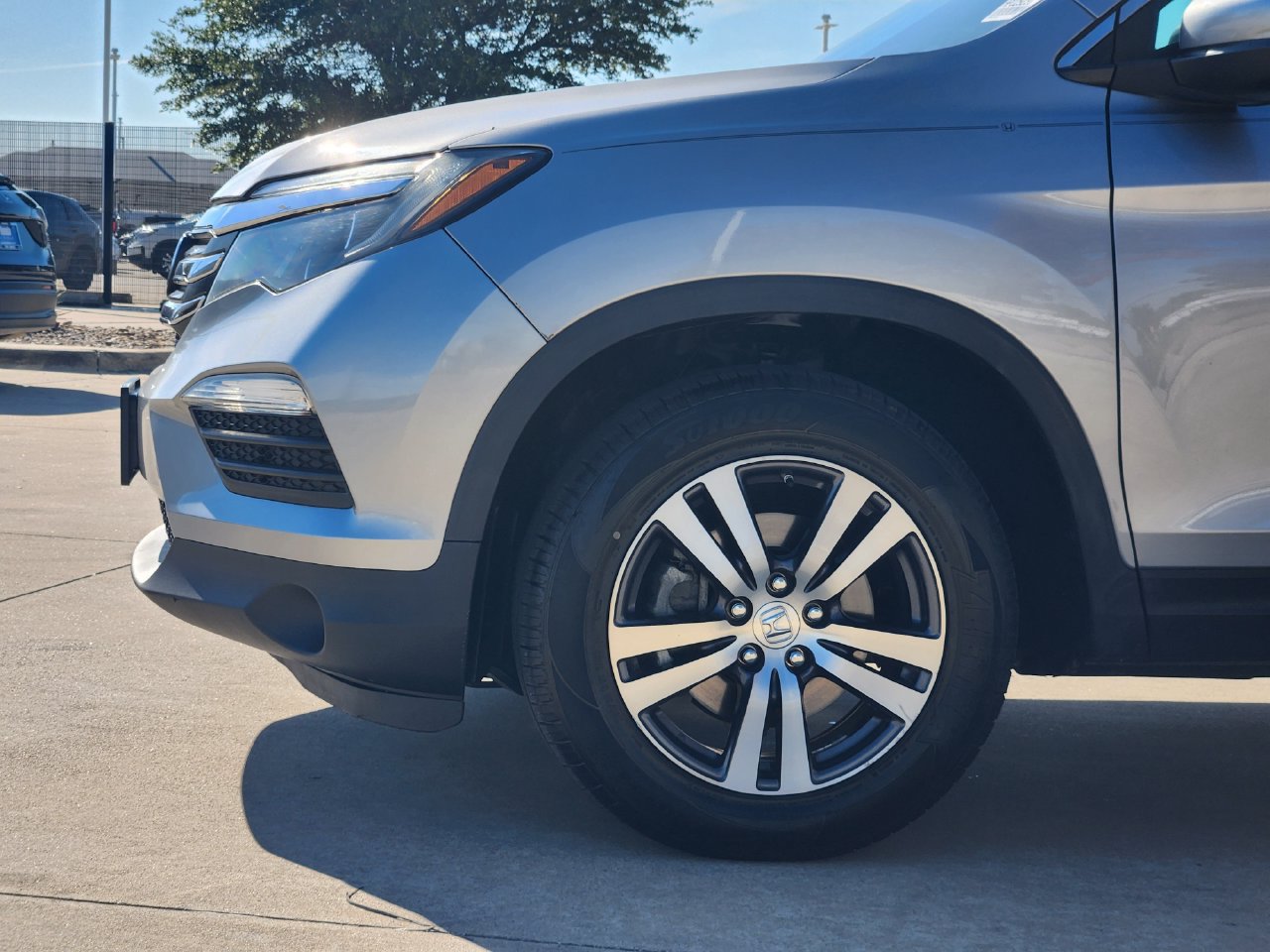 Used 2018 Honda Pilot EX image 8