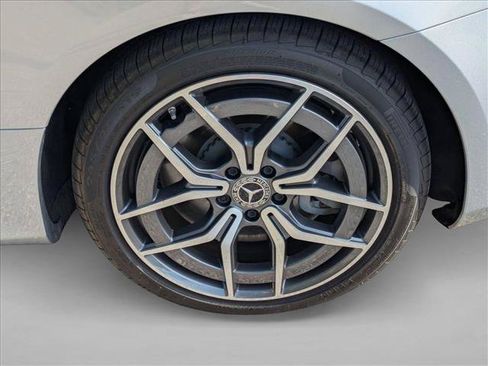 Used 2023 Mercedes-Benz E 450 Cabriolet image 9