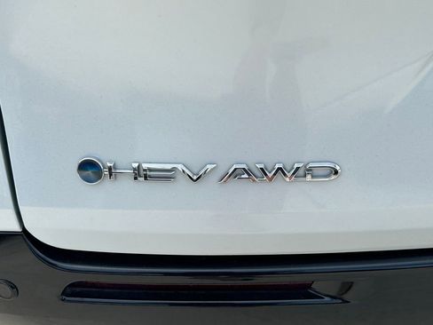 Used 2025 Toyota Sienna Limited AWD/4WD image 13