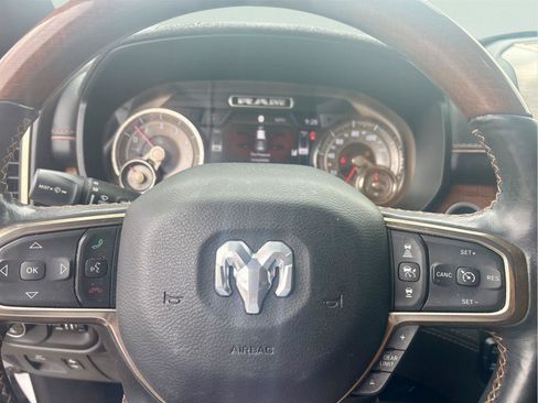 Used 2019 RAM 1500 Limited AWD/4WD image 16