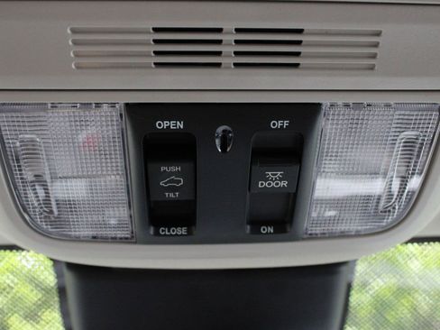 New 2026 Honda Odyssey Touring image 55