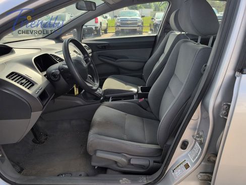 Used 2011 Honda Civic DX-VP image 5