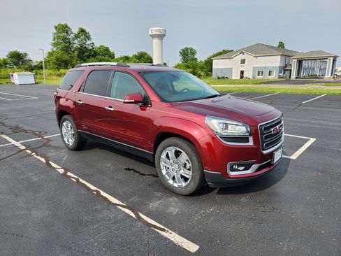 Used 2017 GMC Acadia Limited SLT image 9