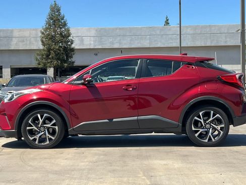 Used 2018 Toyota C-HR XLE FWD image 6