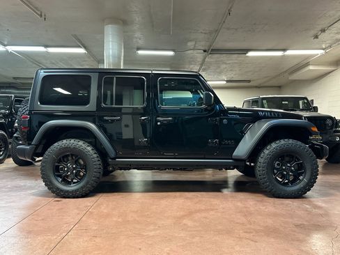 New 2025 Jeep Wrangler Unlimited Sport image 6