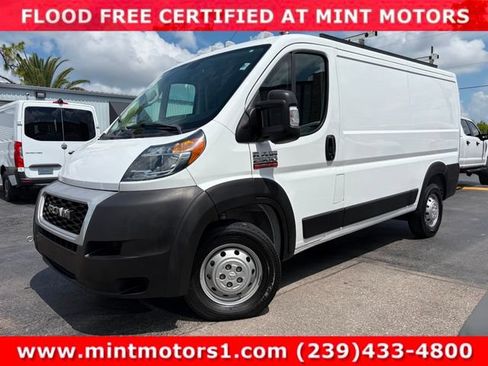 Used 2021 RAM ProMaster 2500 FWD image 3