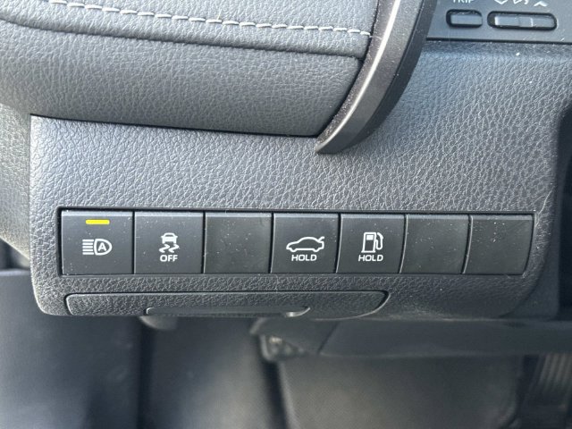 Used 2021 Toyota Camry SE FWD image 20