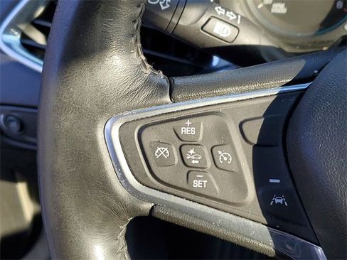 Used 2016 Chevrolet Malibu LT w/ Driver Confidence Package image 12