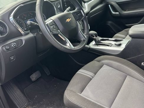 Used 2025 Chevrolet Blazer LT FWD image 5