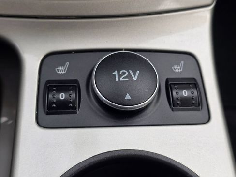 Used 2013 Ford C-MAX Energi SEL FWD image 38