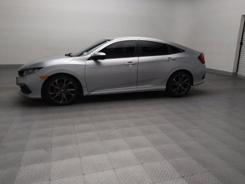 Used 2020 Honda Civic Sport image 2