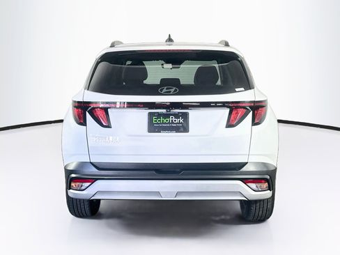 Used 2025 Hyundai Tucson SEL FWD image 7