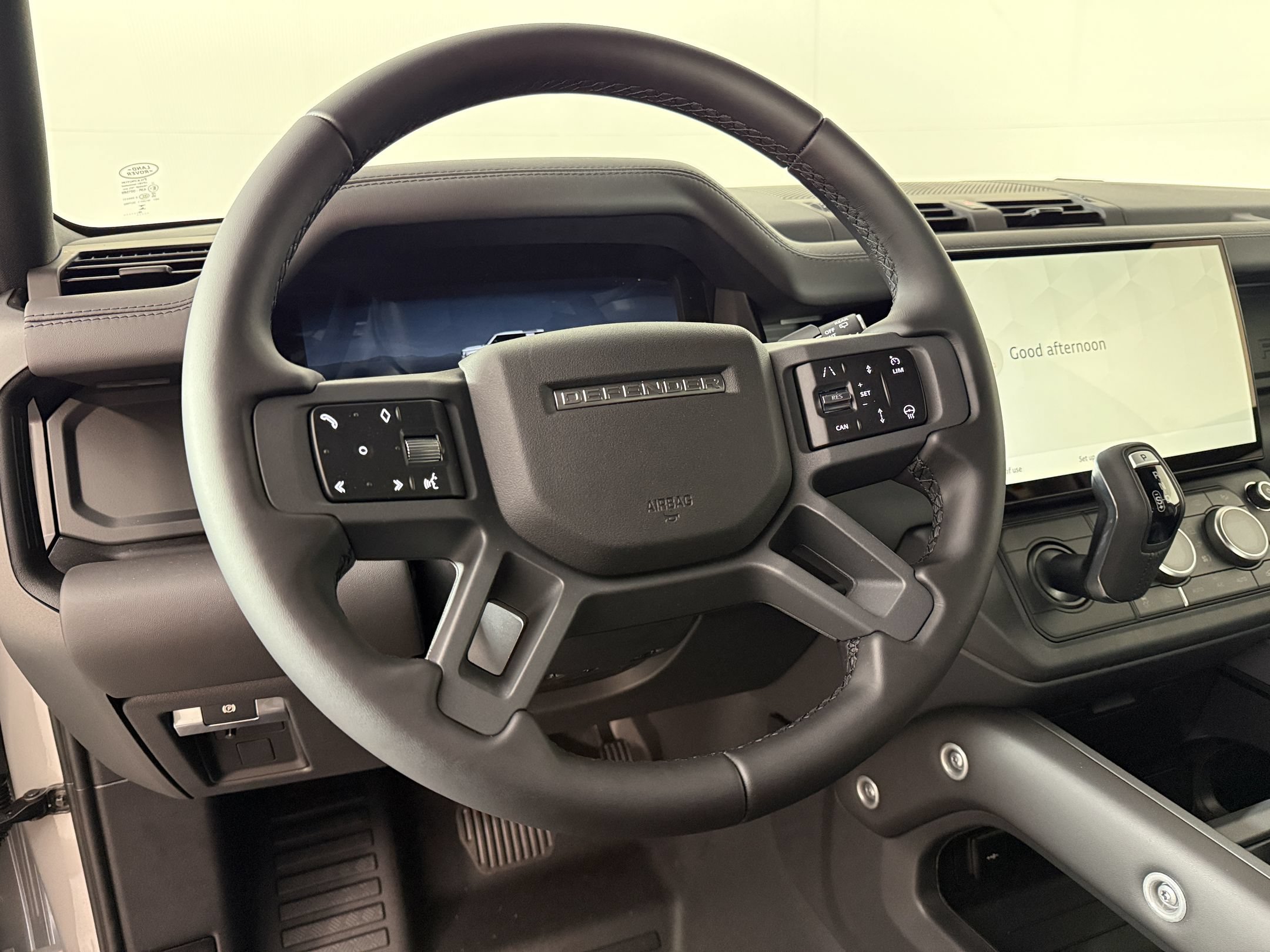 New 2026 Land Rover Defender 110 X-Dynamic SE AWD/4WD image 4