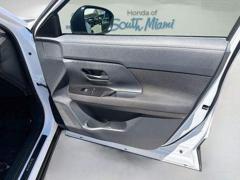 Used 2026 Nissan Kicks S FWD image 32