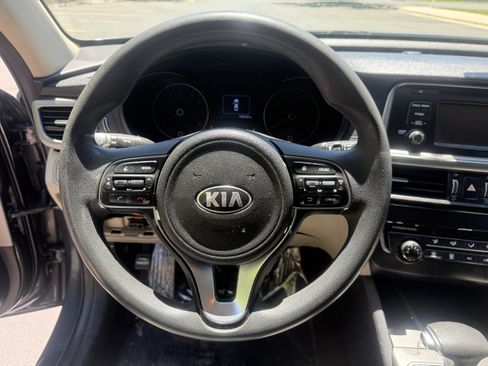 Used 2016 Kia Optima LX FWD image 16