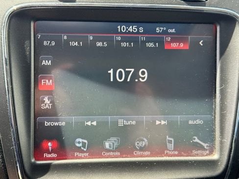 Used 2020 Dodge Journey Crossroad FWD image 3