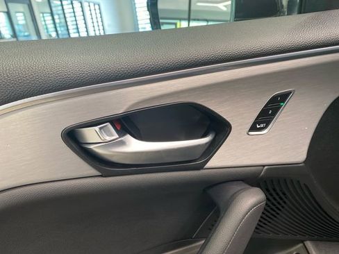 Used 2023 Acura TLX FWD image 11