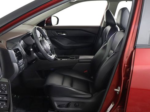 Used 2022 Nissan Rogue SV w/ SV Premium Package AWD/4WD image 25