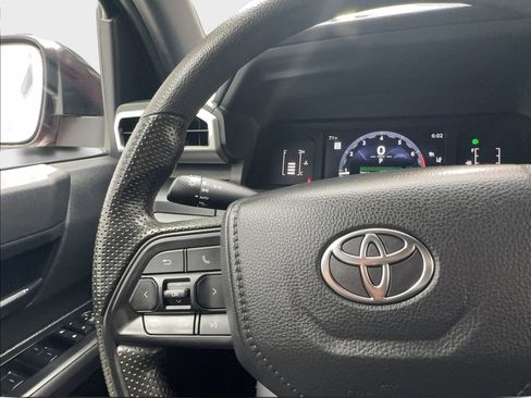 Used 2024 Toyota Tacoma SR image 43