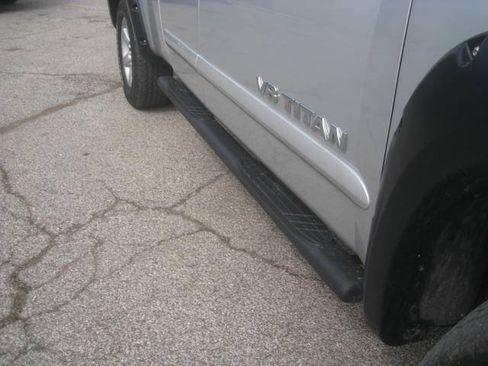 Used 2012 Nissan Titan SV AWD/4WD image 36