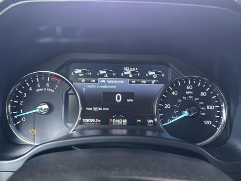 Used 2018 Ford Expedition Max Platinum image 11