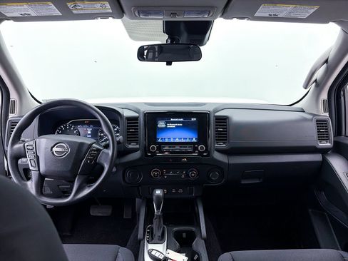 Used 2022 Nissan Frontier S w/ Technology Package RWD image 17