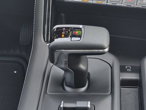 New 2026 GMC Sierra 1500 AT4X AWD/4WD image 16