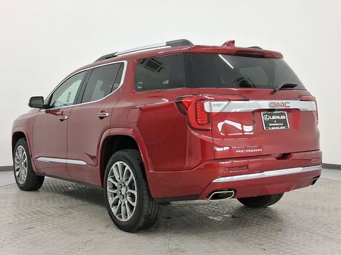 Used 2023 GMC Acadia Denali w/ Denali Ultimate Package image 3