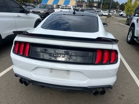 Used 2020 Ford Mustang GT RWD image 8