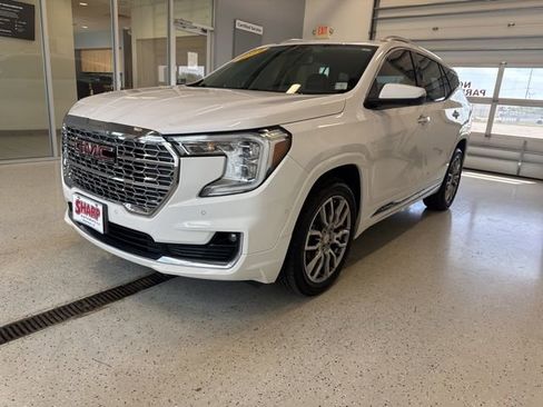 Used 2022 GMC Terrain Denali AWD/4WD image 7