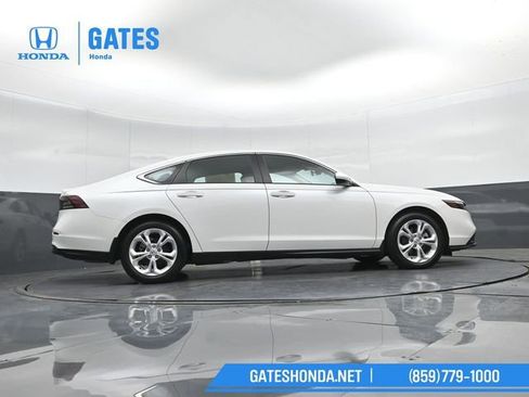 Used 2025 Honda Accord LX image 35
