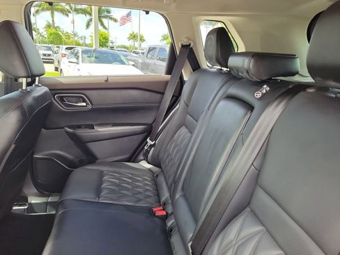 Used 2023 Nissan Rogue Platinum w/ Platinum Premium Package AWD/4WD image 10