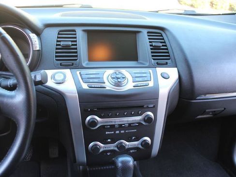 Used 2009 Nissan Murano SL w/ Technology Pkg FWD image 17