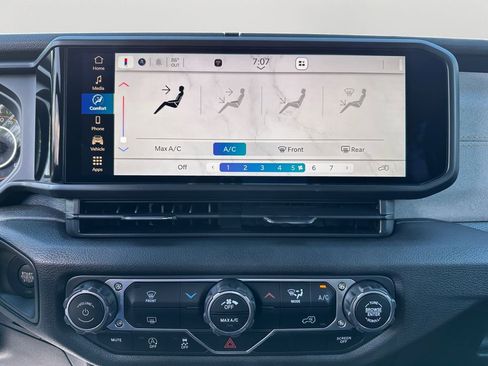 New 2025 Jeep Wrangler Sport S image 22