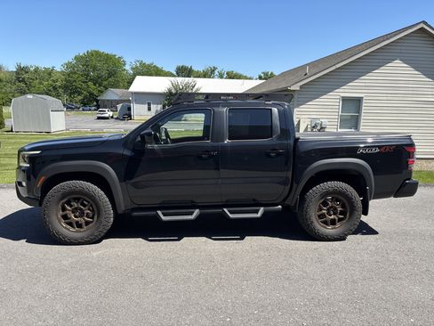 Used 2022 Nissan Frontier PRO-4X w/ Pro-4X Premium Package AWD/4WD image 6