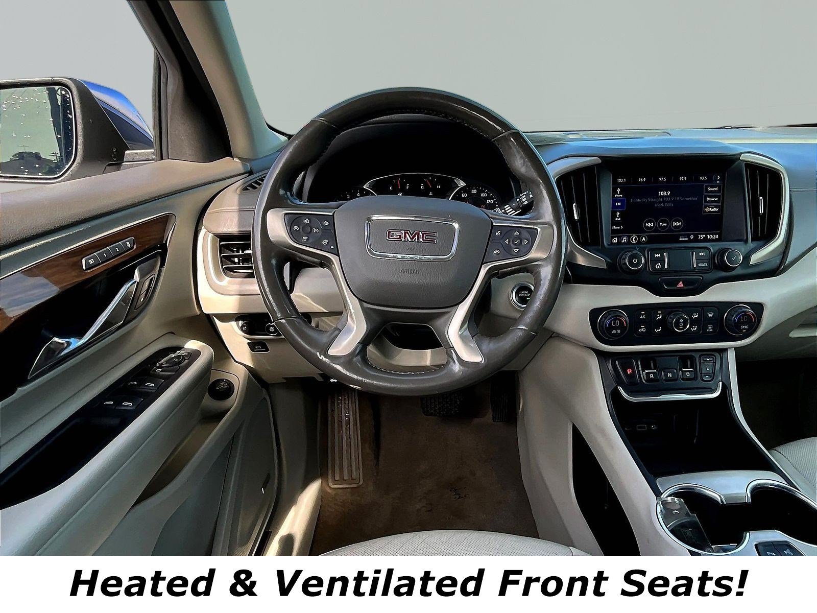 Used 2020 GMC Terrain Denali w/ Denali Premium Package AWD/4WD image 8