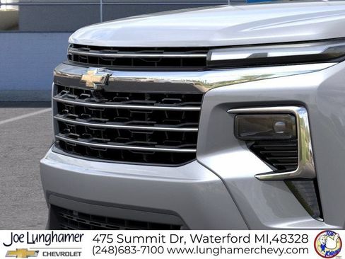 New 2027 Chevrolet Traverse LT w/ Driver Confidence Package FWD image 15