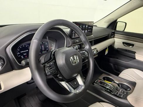 Used 2026 Honda Pilot Elite image 15