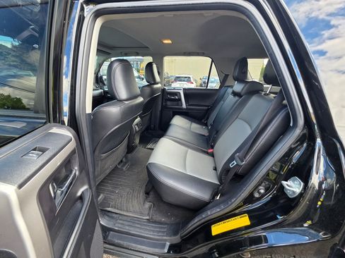 Used 2014 Toyota 4Runner SR5 Premium AWD/4WD image 13