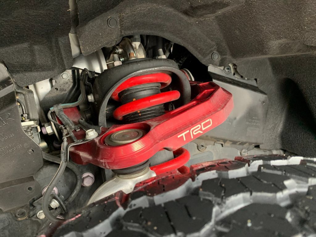 Used 2025 Toyota Tacoma TRD Pro AWD/4WD image 40
