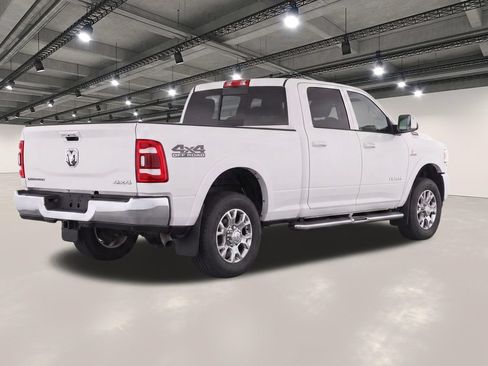 Used 2022 RAM 2500 Laramie AWD/4WD image 4