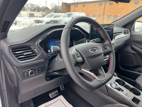 Certified 2024 Ford Escape ST-Line w/ Tech Pack #1 image 7