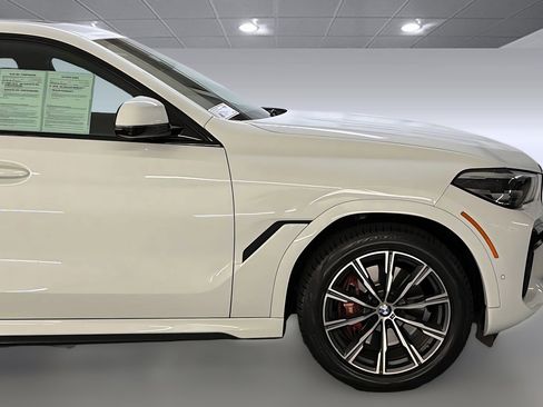 Used 2023 BMW X6 xDrive40i w/ M Sport Package image 35