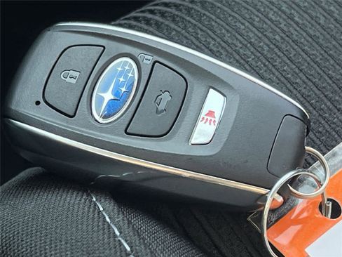 Used 2025 Subaru Legacy Premium AWD/4WD image 32