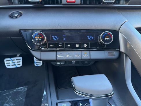 New 2026 Hyundai Elantra Sport image 24