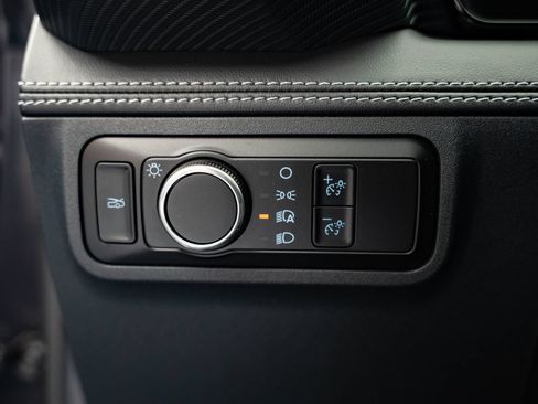 Used 2024 Ford Mustang GT Premium RWD image 38