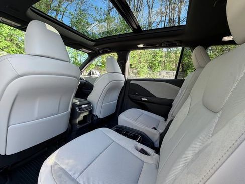 New 2026 Lexus TX 350 AWD image 25