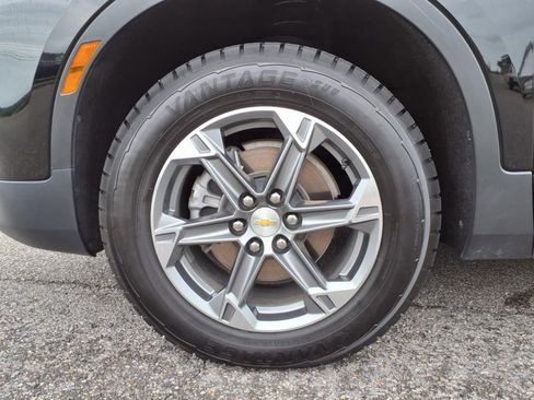 Used 2023 Chevrolet Blazer LT image 6